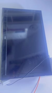 نجف • شاشة ٤٣ شغالة • شاشة ٥٥ عطلانة