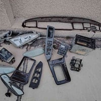 غراض تيوتا للبيع للستفسار ٠٧٩٠٢٦٨٥٧٧٢