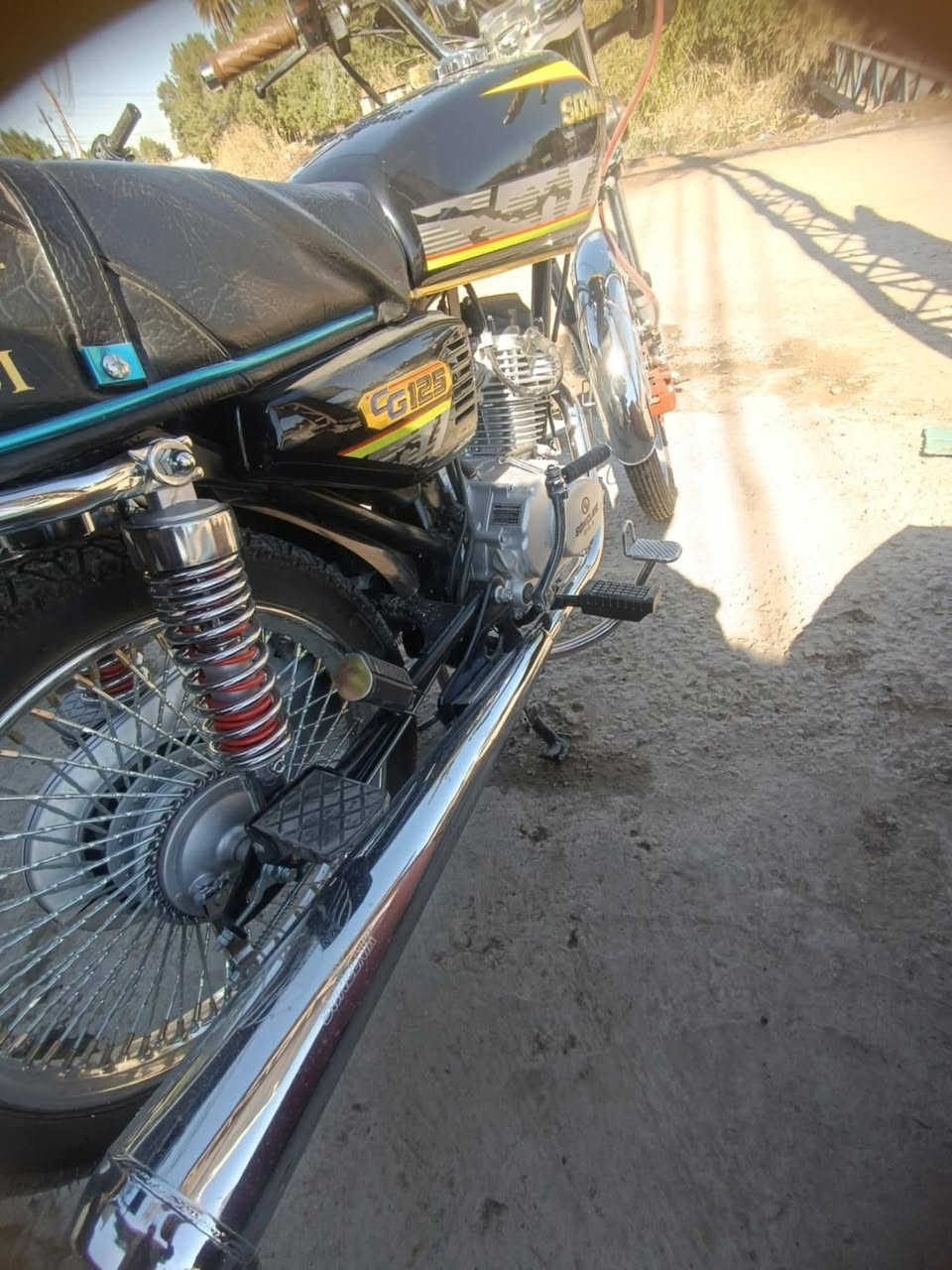 سلام عليكم دراجه تايكر مديل 25 صارلها 15 يوم من طالعه من لوكيل جديده 740 وبيها مجال بلحله حي الجزائر


**إذا كنت صاحب هذا الإعلان وتريد حذفه لأي سبب، رجاءا أرسل رسالة إلى الدعم الفني**