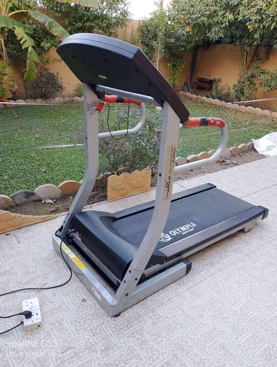 للبيع العنوان موصل حي المنصور تواصل ع رقم 
*********** 
***********
