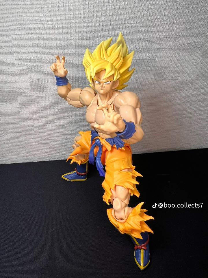 🐉🔥 مجسم Goku Super Saiyan من Dragon Ball Z 🔥🐉

لعشاق دراغون بول، وصل مجسم جوكو الأسطوري بتفاصيل رائعة وجودة تصنيع ممتازة 😍⚡

✅ سلسلة S.H.Figuarts ⭐
✅ يجسد شخصية Goku بهيئة Super Saiyan الشهيرة 🔥💛
✅ مجسم حركي قابل للتشكيل بوضعيات متنوعة 🎯⚔️
✅ يأتي مع 5 أزواج من الأيدي البديلة ✋✨
✅ يتضمن 3 تعابير وجه مختلفة لإظهار المشاهد القتالية 😎😠😁
✅ قطع شعر إضافية لمزيد من خيارات العرض 💥
✅ خامات عالية الجودة من PVC و ABS 💎
✅ ارتفاع المجسم حوالي 14.5 سم 📏
✅ مناسب للعرض والتجميع لمحبي الأنمي 🎁✨

💰 السعر: 20 ألف فقط 🔥💵

🎁 قطعة مميزة لهواة جمع المجسمات وعشاق Dragon Ball Z 🐉⚡

🚚 متوفر توصيل لكافة المحافظات 🇮🇶📦

📞 للطلب والاستفسار:
***********

