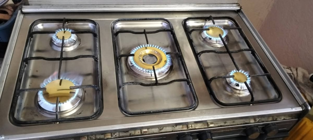 طباخ كريازي المصري باب اول البواري العريضه وليس ولفات 5عيون السعر 375وبي مجال المكان حي سومر
***********
