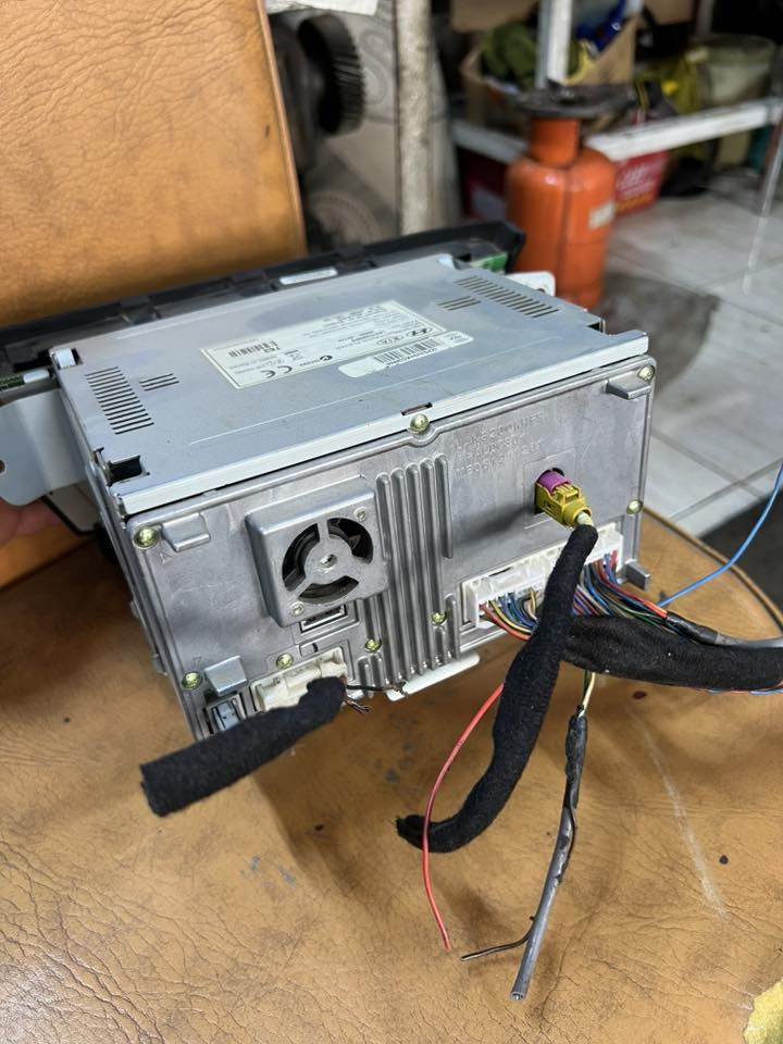 شاشه فولستر موديل ١٣ لحد ١٧
نظيف جدا بلوتوث كامرا و تحكم تبريد بيلادي يرهم علي مواصفات خليجي 
سعره ١٢٥ الف مع توصيل كل محافظات 
تواصل واتس اب 
***********
