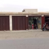 بل مساره ثانيه • ٨ محلات • ٣٠٠م