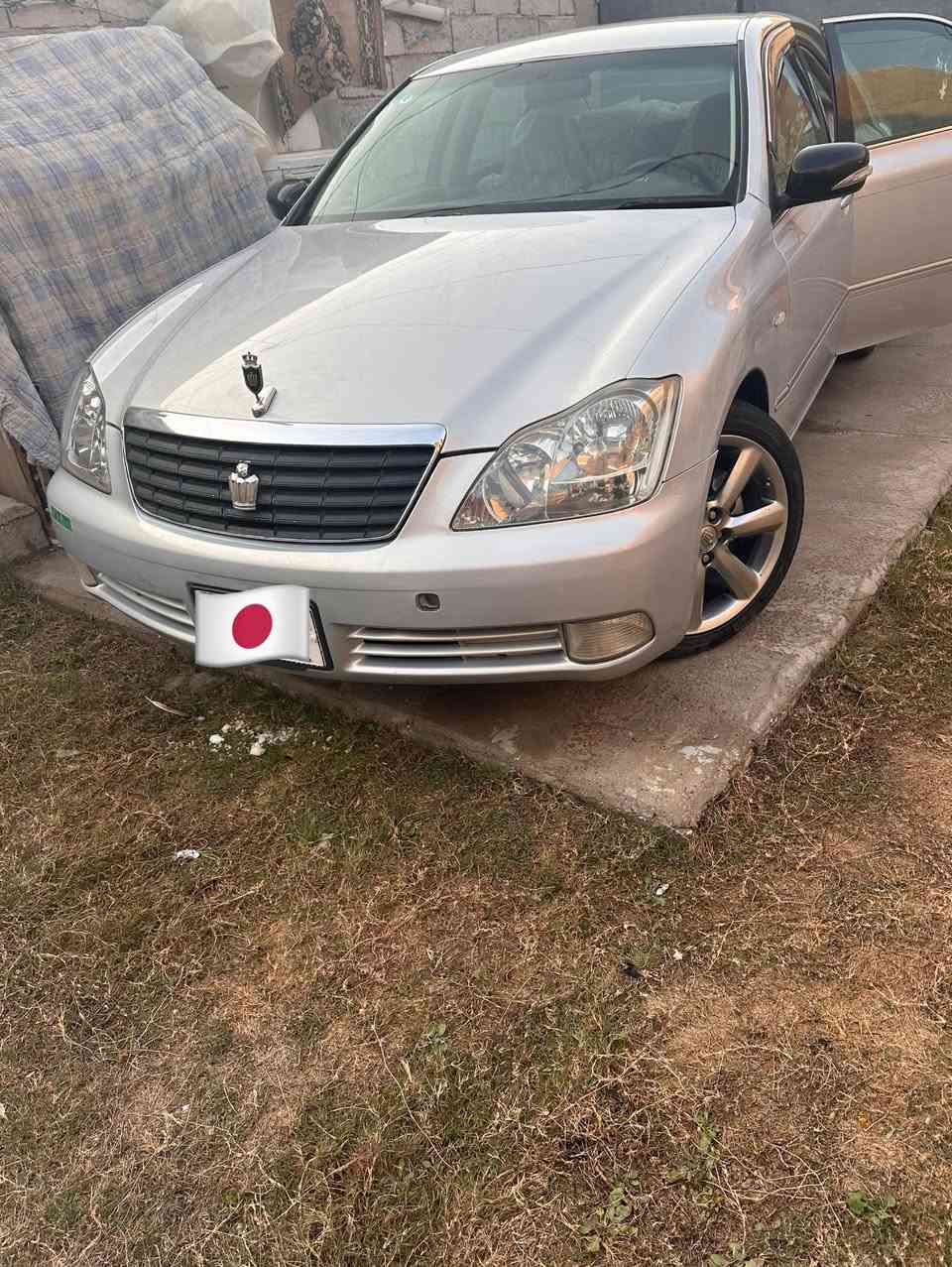 سلام عليكم شاهينه للبيع شاصي ٨٢ كصه قماره  قفط ولباقي مكفول رقمه بصره قرار ٤٨ دكمتين مكينه وكير صارلي شهر من شادهن تخم تاير جديد حداديه ٨٠ / ١٠٠  السعر ١٢٠ وبيه مجال بصيط مكاني نجف كوفه اتصل وتدلل ***********
