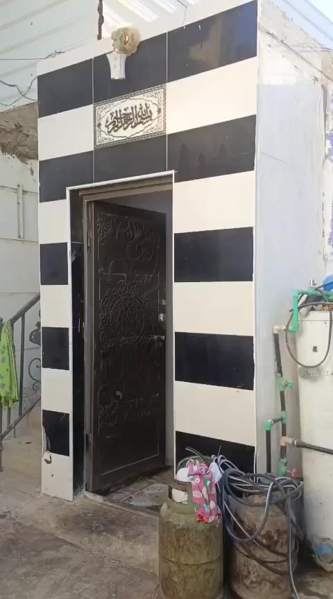 بيت للبيع  تجاوزمساحه ١٤٠ مفوض للطابواوراق كامله بل بلديه قرب قيادة الشرطة سته كيلو بل نقد٥٥ قسط ٧٠ مقدمه ٣٥ وكل شهر ٥٠٠


**إذا كنت صاحب هذا الإعلان وتريد حذفه لأي سبب، رجاءا أرسل رسالة إلى الدعم الفني**