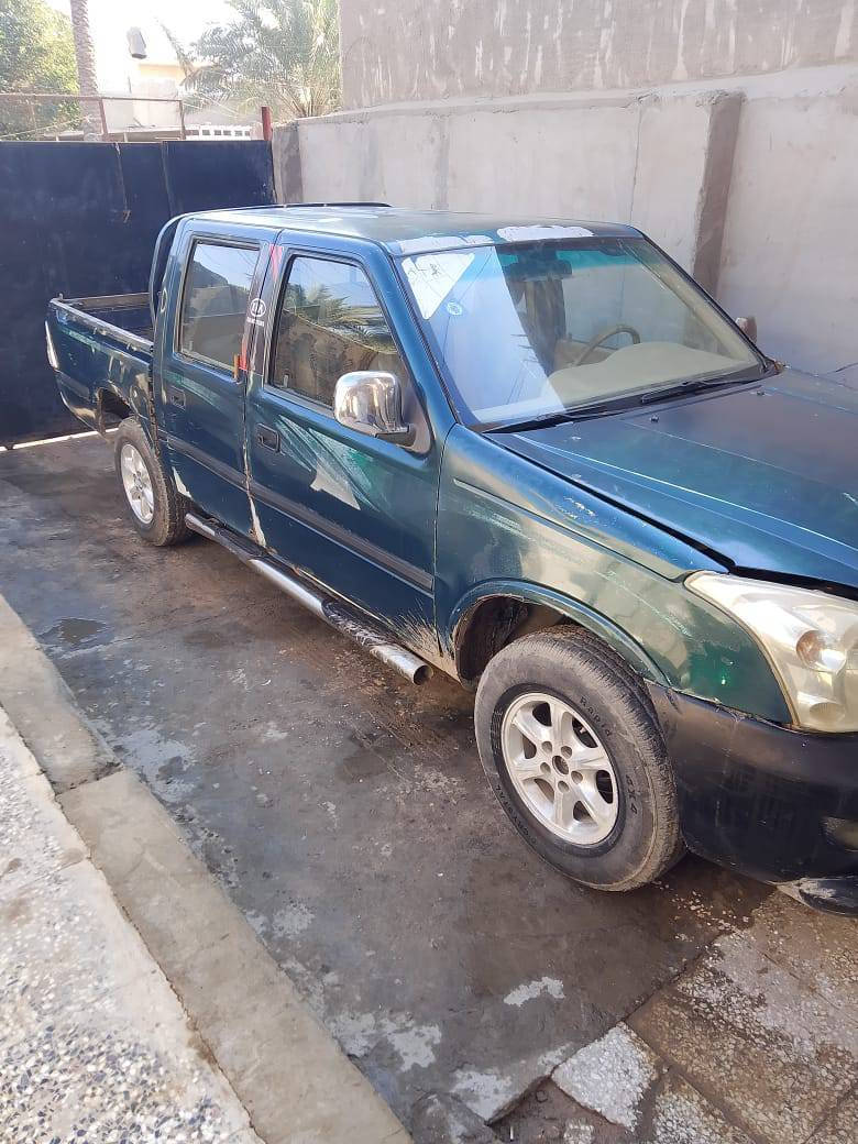 السلام عليكم بيكم كنو 2006 رقم نجف انكليزي سياره بلاديه ممعمره يرادلها ترتيب كير ومحرك ياباني كير عادي محرك بي لاستيك ولف اول متشتغل دخن من تحمه تكطع بس لا صوت ولا اي شي بي مكانها بغداد جسر ديالى السعر 36 وبيها مجال ***********
