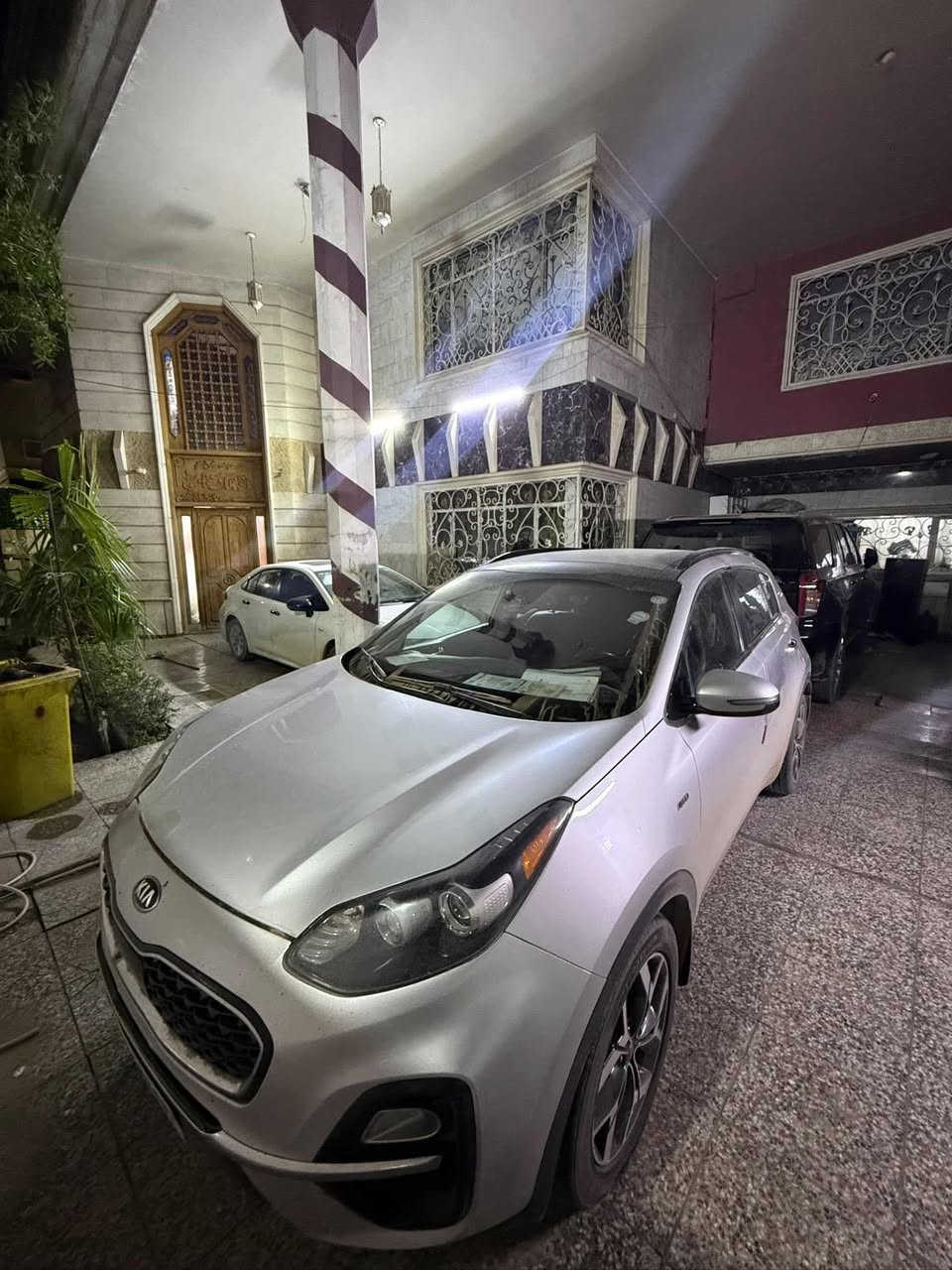 السلام عليكم سبورتج للبيع مديل 2020 ح
رقم اربيل 22
وارد امريكي حادث امريكا جاملغ الامامي تبديل فقط وهنا بل عراق تبدل قبق الجنطه اصلييي اكفلك شواصي ولغود

محرك 2400GDl 
ملاحضه بانزين كله محسن ودهن اصلي 

مواصفات فول فول فول خنك 
بنوراما 
تحديد مسار 
نقطه عمياء 
لايت زنون 
بك لايت لد 
اشاير بل مري ومري شفط عنده القفل 
بصمه تشغيل ابواب صندوك 
سايد بريك بصمه 
دفع رباعي 
انضمه قياده 
كشنات جلد +تدفئه تبريد 
ستيرن تدفئه تبريد 
صندوك كهرباء 
كشافات زنون 
رادار داير مداير السياره امامي وخلفي وجانبي 
شاشه كبيره 
تبريد قطعتين 
مانع تزحلق 
وبعد بيهه مواصفات هواييي 
ماشيه 150 الف 

مكان سياره كربلاء 
الرقم ***********لايوجد وتساب 
السعر 182وبيه مجال
