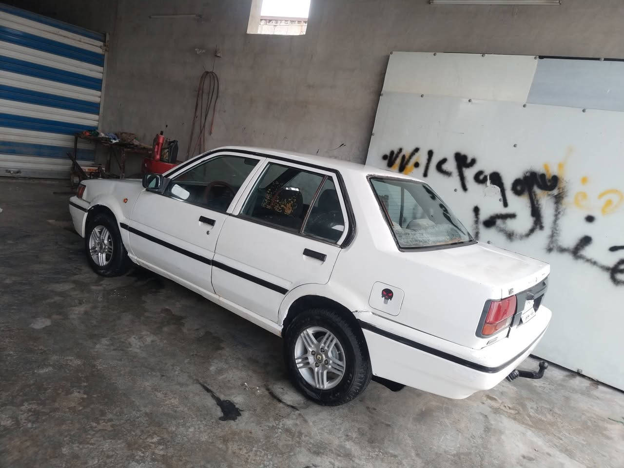 سلام عليكم سياره نيسان صني محرك 16 رقم كركوك سنويه عضم مشروع وطني ساقط موديل 90 سياره بدون ضرر بدون صبغ بدون خياص صدر جديد تيارات جديد كهرباء شغال محرك بي بوخار خفيف سعره 21 بي مجال شراي خابر *********** مكان كركوك داقوق
