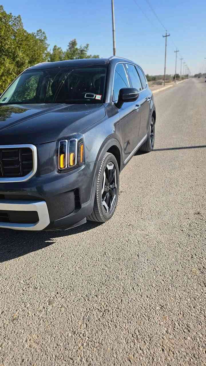 كيا تيلورايد موديل 24 وارد امريكي حادث خفيف فول مواصفات ماعدا الجنطه ماشيه 27 رقم واسط الاتصال على الرقم  ***********
