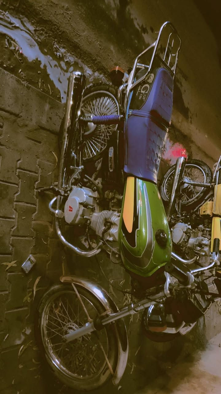 4كير  ارشا اصولي  مديل 2015 دراجه نضيفه   مستعجل ع بيعتهه سعر خاص  
***********
