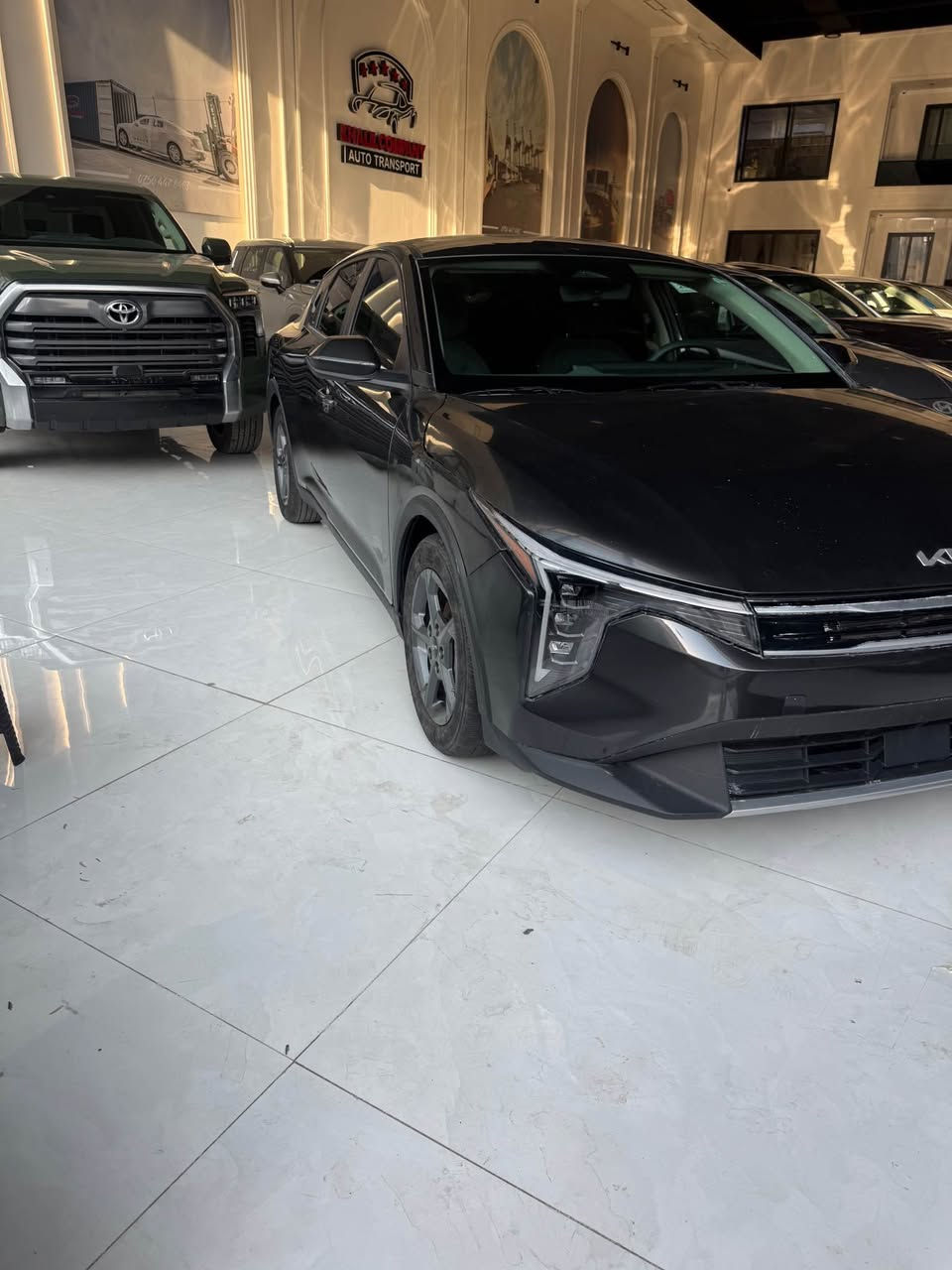 لبيع كي فور2025 ماشي 9الف حادث 3قطعه صبخ بدون دوخال لون نفطي سقف بي 2بقصه صغير سعر 137ورقه بدون رقم مكان اربيل شركة خليل محمد علي رقم شاصي موجواد *********** أربيل, العراق
