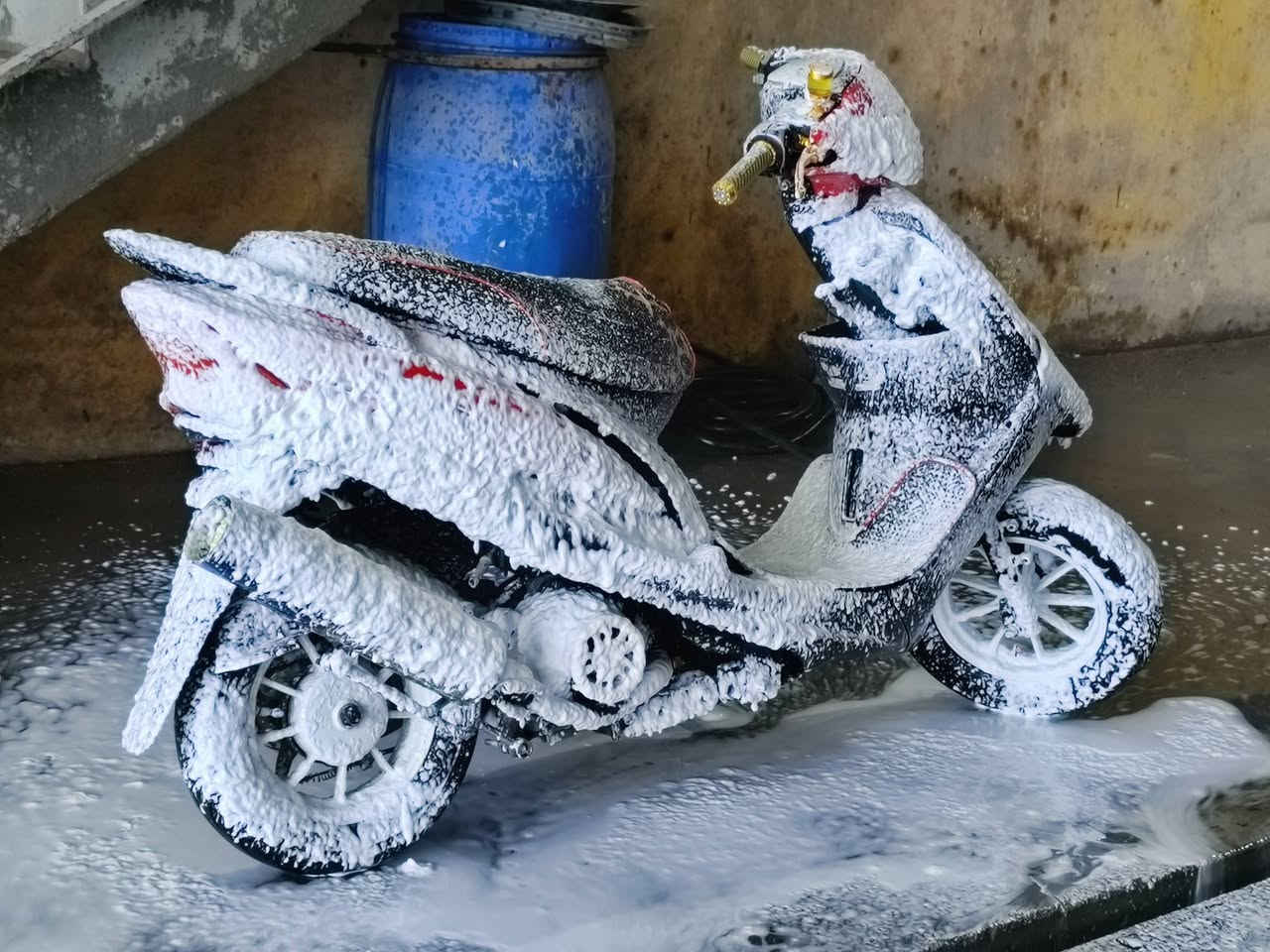 #السلام_عليكم❤

دراجـه ماکــس عـدلـه ❤

مــزوده تـزويد كامل ❤

#1يدات_بريك_وسكليتر

#2قبق_فلاوين

#3قطره_دهن 

#4سبايدر_كاربون

#5بوشه55 

#6اشاير_اربعه_ولف 

#7كشن_اربعه_ولف 

#8صالنصه_تزويد_اصلي مال تفصيخ سبع الوان 
 
#9رقم_خلفي سبع الوان

#10قبق_عنبار 
 

مـلاحضـه الدراجـه نـقصها سلف وكهربائيات 
ولا غيره كل شيء كفاله عامه ❤❤

شــراي خــاص💵💵 

او اتـصل على الرقم❤❤

#***********

متواجد واتساب ❤❤

مكاني فلوجهه
