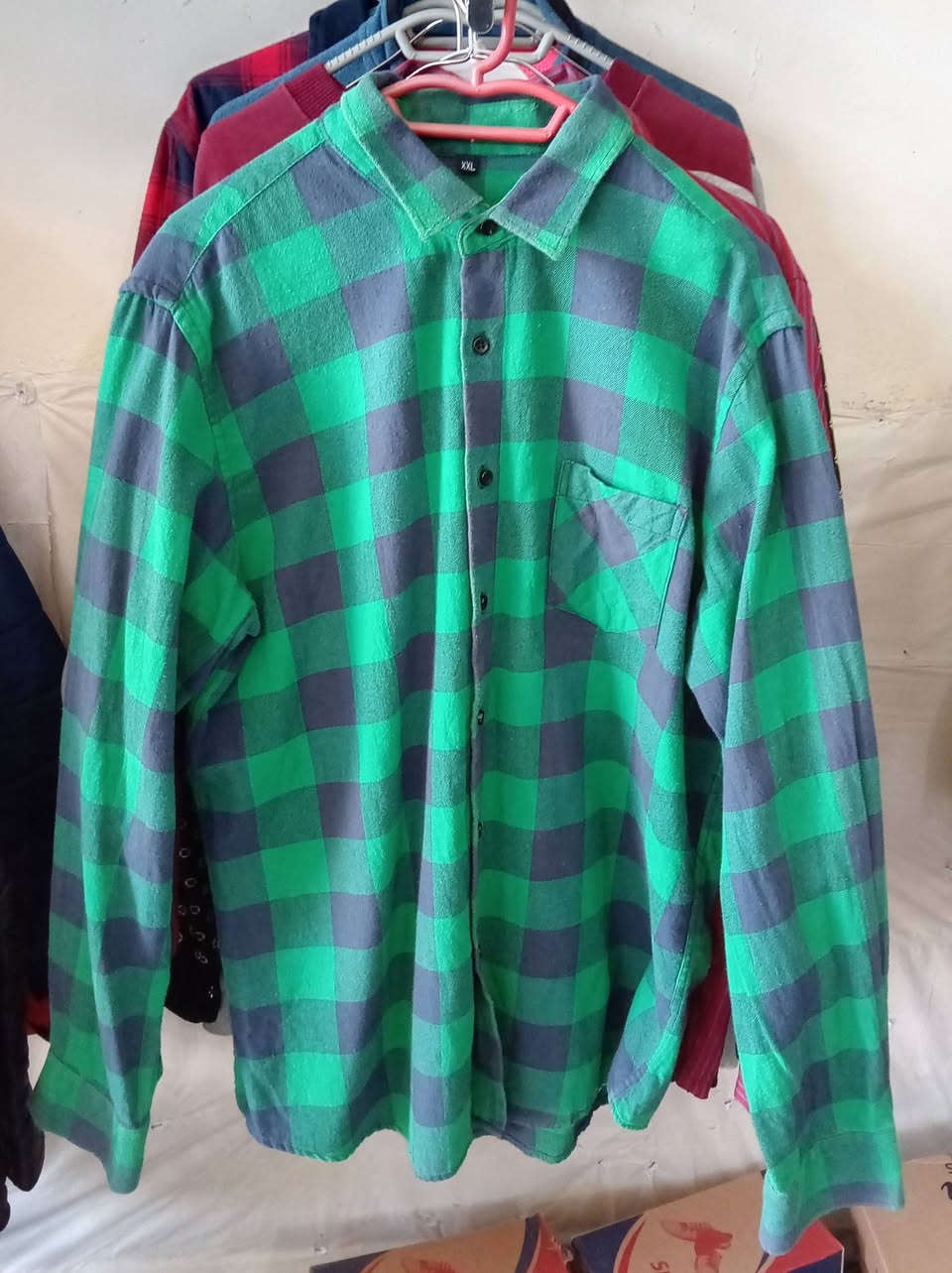 #قمصان_رجالية_وشبابية_وولادية
من #محلات_أبو_علي 
#الخامة قطنية ممتازة
القماش بهاري
ردن طويل
#السعر
#٣_آلاف دينار فقط 

#العنوان
--------
الشارع المقابل لشارع حسينية أسد الله ولمجمع محمد كمال الطبي
#خلف معجنات زمزم 
#قرب محلات بيع الدجاج والطيور على طريق إعدادية صناعة طوز
#مقابل قصابة الرافدين ومقابل مكتبة علي رافدين وكهربائيات غسان عساف وتأسيسات شفق. 
#بجوار مخبز عباس ممش ..

لدينا #خدمة_توصيل داخل مدينة طوز خورماتو.


**إذا كنت صاحب هذا الإعلان وتريد حذفه لأي سبب، رجاءا أرسل رسالة إلى الدعم الفني**