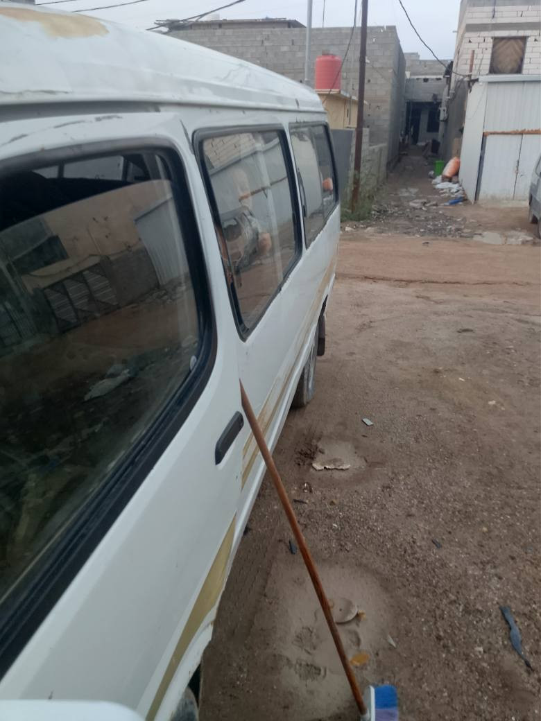 فتون 2009 مكينه وكير خير من الله كشرته مثل ما موضح بلصوره بدون راعي ابيع كوم حديد السعر 15 ورقه *********** العنوان التنومه الصالحيه كهربائيات كله شغاله السياره ما ناقصه شي البصرة, العراق
