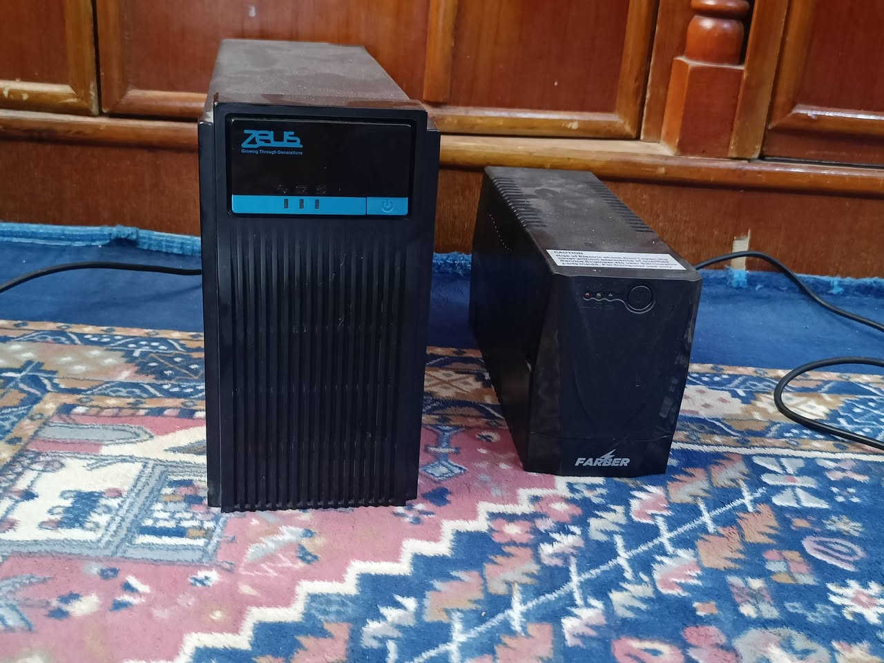 غراض للبيع
شاشات حجم 17 عدد 2 سعر الوحده 30 
سماعات خارجية سعرها 10 
يو بي اس عدد 2 عطلانات سعرهن 10 اثنيهن


**إذا كنت صاحب هذا الإعلان وتريد حذفه لأي سبب، رجاءا أرسل رسالة إلى الدعم الفني**