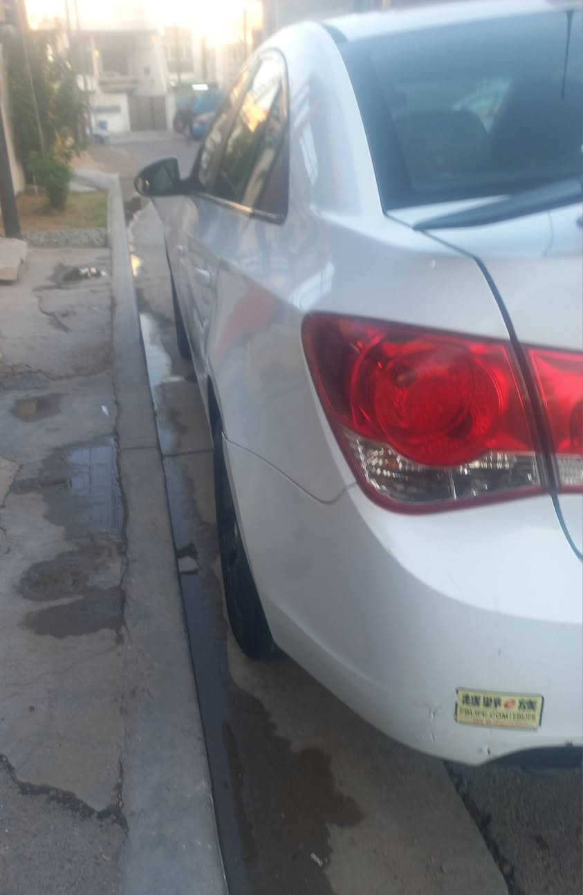 السلام عليكم
كروز ٢٠١٣ فول مواصفات رقم بغداد دولي تحويل ثاني يوم محرك ١٤٠٠ تيربو ٠ كير محرك صدر كهربائيات خير من ألله تبريد فقط غاز منقص ٠ سلايد شاشه وكاميرا خلفيه تحكم ستيرن جهتين مري كهرباء كرسي السائق كهرباء سنتر لوك ويل كب ٠

بيها مكانات صبغ أبيع حزام والسونار موجود ٠

السعر ٦٨ وبي مجال 

بغداد البياع حي الإعلام 

ت  *********** بي واتساب ورجاءا المايعجبه لا يعلق مع أحترامي للطيبين
