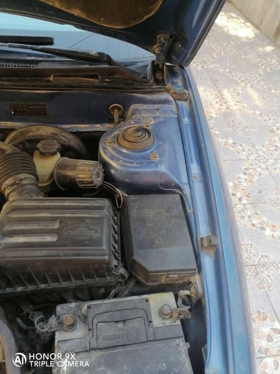 ٢٠٠٤ محرك ١٦٠٠
بغداد.دولي
هزه صاقطه
مكينه بيها صوت بطاله
تبريد تدفئه شغال
تايراتها منتهيه
غرفتها نضيفه 
مسجل بلوتوث
صدر عوزه ترتيب الخلفي 
اذان محرك وحده الجوه الباتري بيها رجه
كير جيد 
القماره والبنيد والصندوك بيهن جراد 
صاحبها يريد تحويل عقد مروري فقط 
غير العقد ماابيع تجي تكلب تقتنع تكاتب مروري 
وتحجز بالحسينيه 
السعر ٦٢مجال قليل
مكاني بغداد
***********
