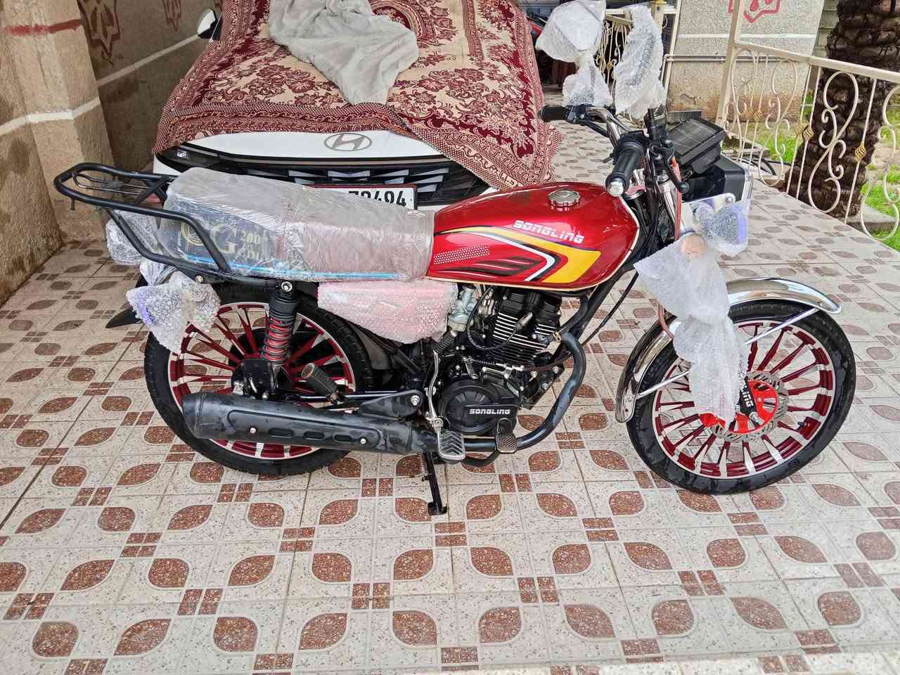 السلام عليكم درجة  للبيع دراجه كفاله عامه موديل 26 كفاله حتى من الشخص مكان ديالى جديده الشط السعر 775 وبيها مجال الطيبين والعزاز  للاستفسار اتصال على***********
