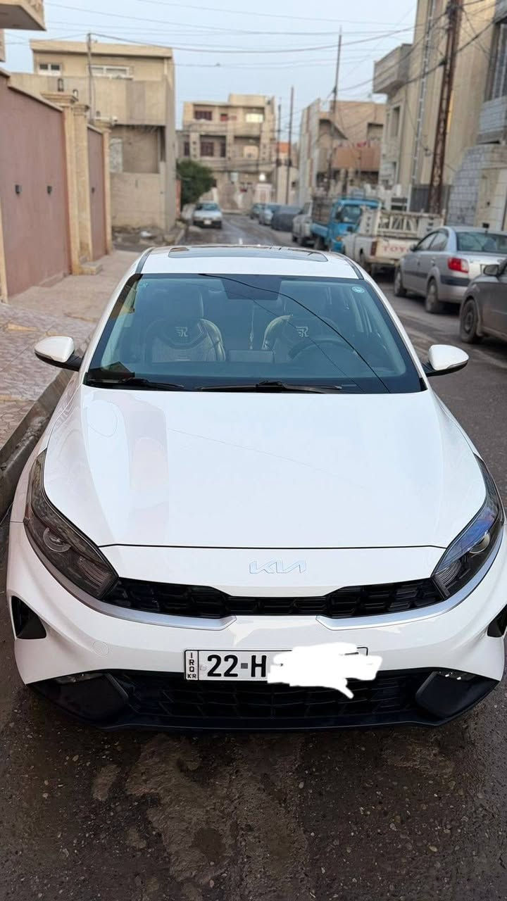 مكفولة من الضربة القوية فقط بيها بارد شبر  ومكان واحد حار
‏‎المواصفات ✅
‏‎محرك 2000 ✈️✈️✈️
‏‎سلايد رووف 
‏‎داخل مدوشم جديد 
‏‎تحكم ستيرن جهتين 
‏‎تبريد امامي خلفي 
‏‎شاشة 📺 بلادي كبيرة 
‏‎كاميرا 🎥 خلفية 
‏‎حساس خلفي 
‏‎ويل كب كروم 
‏‎لد امامي 
‏‎كشاف ضباب خلفي 
‏‎أواكس بلوتوث 
‏‎كروز سرعة 
‏‎أشاير مري 
‏‎مري شفط 
                                                                         GBs
‏‎للاتصال ***********
