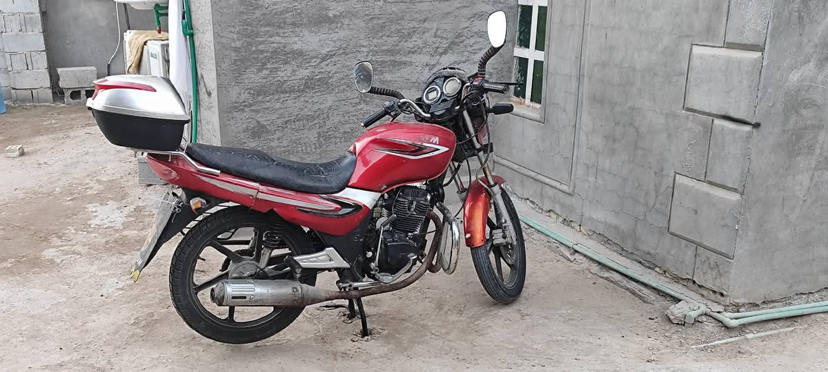 سايم للبيع مكمرك كامل وراق جاهزه
المكان العامريه الصمود 
***********
‏‪0786 072 4540‬‏
