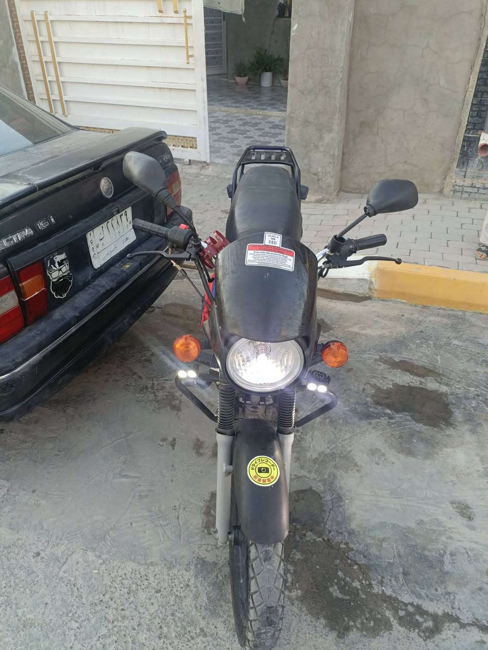 سلام عليكم
بوكسر موديل 21 
محرك مجفت جديد دراجه مناقصهه شي شغل وتطلع 
***********
