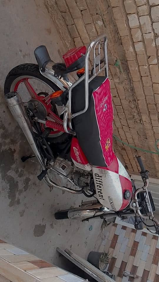 سيفان 5 كير موديل 21 اوراق كامله من كلشي مكينه تخبل بغداد شعله *********** سعر 450 بغداد, العراق
