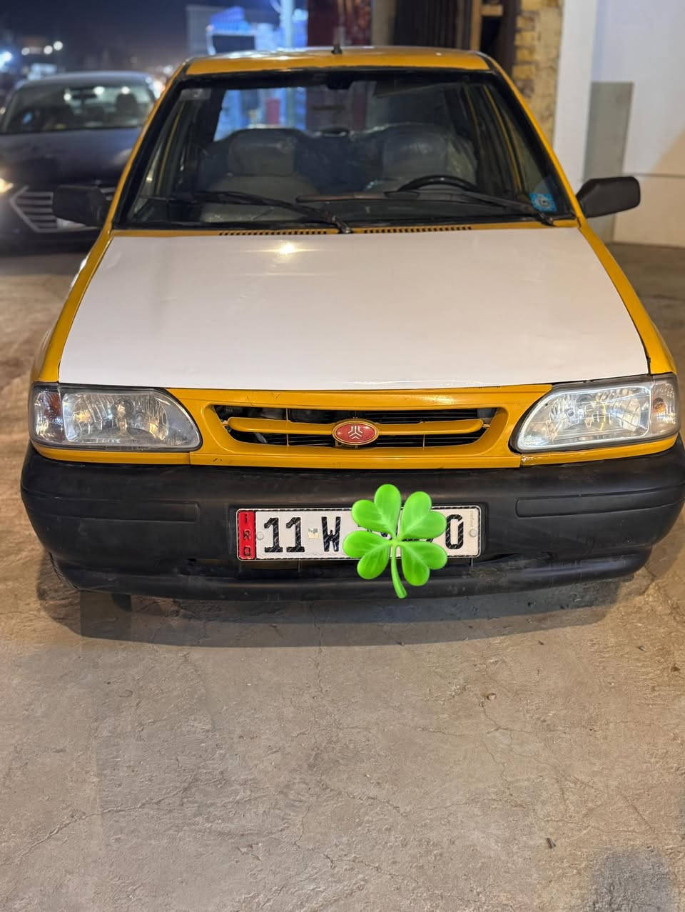 السلام عليكم سايبه موديل 2015السياره خير من الله كير مكينه او حداديه خير من الله السياره معروضه 
السعر33$
مكان السياره حله مركز 
***********
