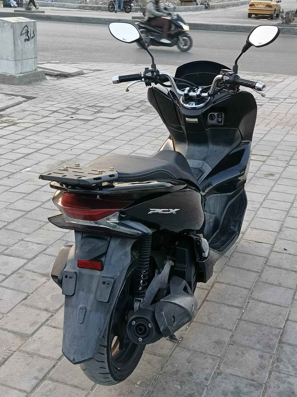 سلام عليكم بي سي إكس جيل الثالث
وارد كوري مكفولة كفاله عامه 
ماشيه 15 ألف حقيقي ستان حساس
حساس زدحام دراجه فول نعومه
سكن بغداد حي النصر ***********
