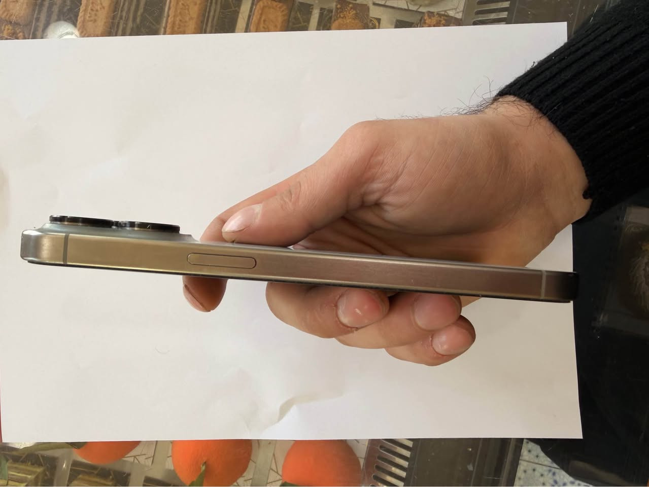 عندي آيفون 15برو ماكس ماستر عربي جهاز لوك ذكره ٢٥٦ تك سيم جهاز مامفتوح كارتون كلها وياها بطاريه ٩١بلاد سعر ١١٢٥ بيها مجال 
*********** اتصال 
مكاني كركوك كركوك, العراق
