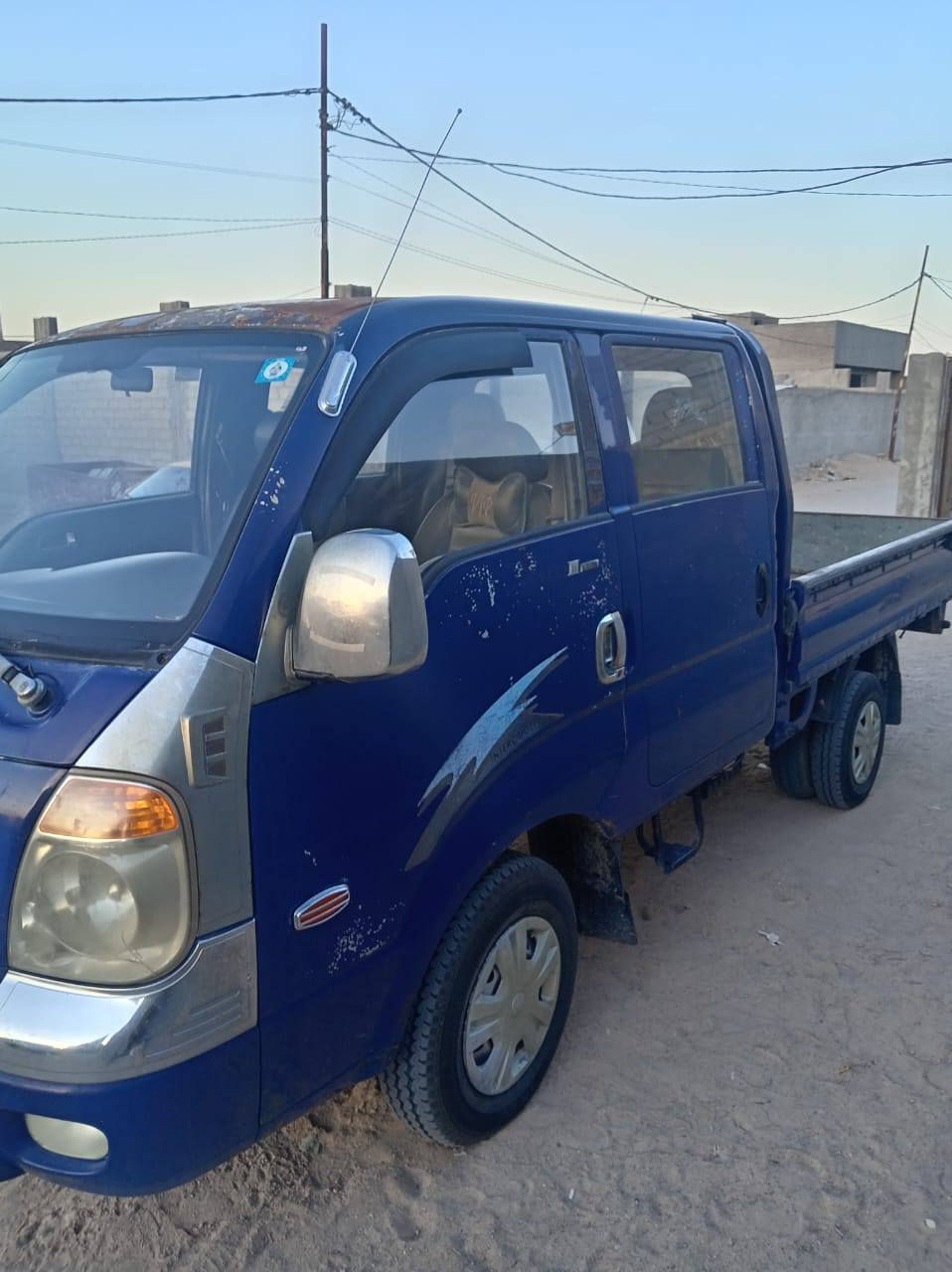 كيا دبل قماره للبيع
بسم اخوي رقم بابل دولي 
سياره نصيفه كلش 
محرك مكفول 
شواصي مكفوله 
مابيه مابيه ضربه 
بس بيه مكانات صبغ قليله كلش
مكان النجف الاشرف
الون ازرق 
سعر 88وبيه مجال قليل
الموديل 2007
رقم الموبايل ***********
