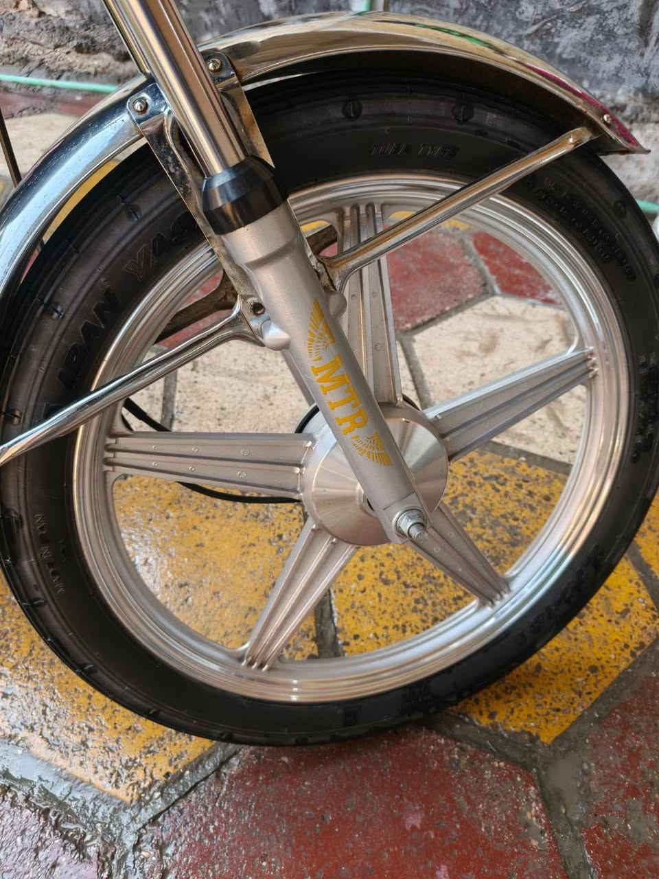 ارشا/ شاصي موديل (14) تعمير (2025)
مكفوله من مكينه كهربائيات تجي تاخذ الدراجه وتفحص عد اي مصلح مكينه مامفتوحه لان تعمير جديد سنويه ب اسمي تشتري ثاني يوم اداور سعرها 900 وبيها مجال قليل رقمي ***********
