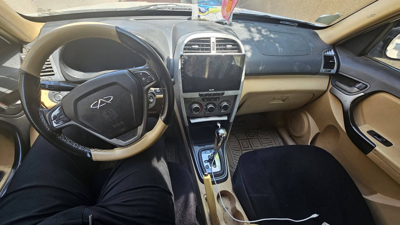 تيكو ٢٠١٣ كير كهربائي بيها منظومة غاز يعني اسبوعين متفول تنسى الصرف وبيها ضمان صيانة من وزارة النفط بأي وقت تروحلهم يبدلولك اي شي بالمنظومة شغالة كاملة وتشتغل بانزين عادي طبيعي كلش وفيت بم مبدل جديد اصلي. تبريدها ثلاجة. وبيها خياسين او تلاثة صغار ميأثرن اكيد مجرد بالكشر واني ممعالجهن يحتاجن معالجة. صدر امامي وخلفي مبدللها قبل ٦ شهور تقريبا كاملات وتايرات جدد همين. سنويتها خلصانة تحتاج تجديد وتنزل من سعرها الاصلي اكيد تجديدها قبل التحويل. ماشية ١٣١ الف وسيارة نظيفة تاخذها متصرف عليها.
تيكو ٢٠١٣ كير كهربائي بيها منظومة غاز يعني اسبوعين متفول تنسى الصرف وبيها ضمان صيانة من وزارة النفط بأي وقت تروحلهم يبدلولك اي شي بالمنظومة شغالة كاملة وتشتغل بانزين عادي طبيعي كلش وفيت بم مبدل جديد اصلي. تبريدها ثلاجة. وبيها خياسين او تلاثة صغار ميأثرن اكيد مجرد بالكشر واني ممعالجهن يحتاجن معالجة. صدر امامي وخلفي مبدللها قبل ٦ شهور تقريبا كاملات وتايرات جدد همين. سنويتها خلصانة تحتاج تجديد وتنزل من سعرها الاصلي اكيد تجديدها قبل التحويل. ماشية ١٣١ الف وسيارة نظيفة تاخذها متصرف عليها.
سعرها ٥٥ ورقة وبيها مجال قليل مال تجديد السنوية.

رقم صاحب السيارة
***********
