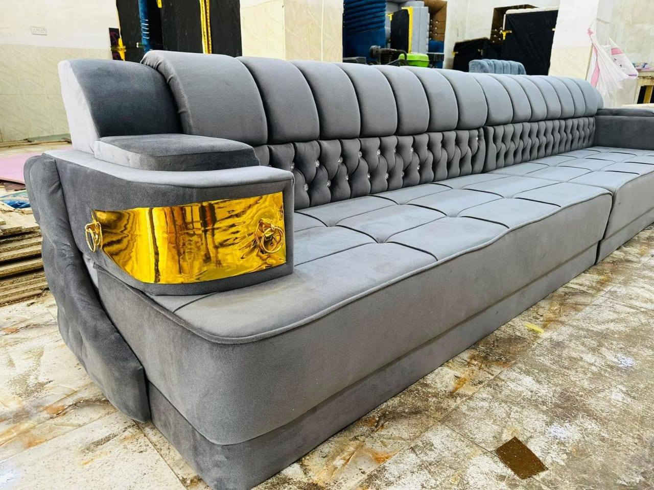 على بركه الله تعالى تم افتتاح معمل الطائي للدوشمه بموقعنا الجديد القائم شارع الحولي قرب دكتوره لمعان
سعر المتر ٨٠ الف فقط
الخشب بلوك بلايود اسود 
اسفنج مميز اول ضمان 5 سنوات
قماش تركي 
للاستفسار الاتصال 
***********
