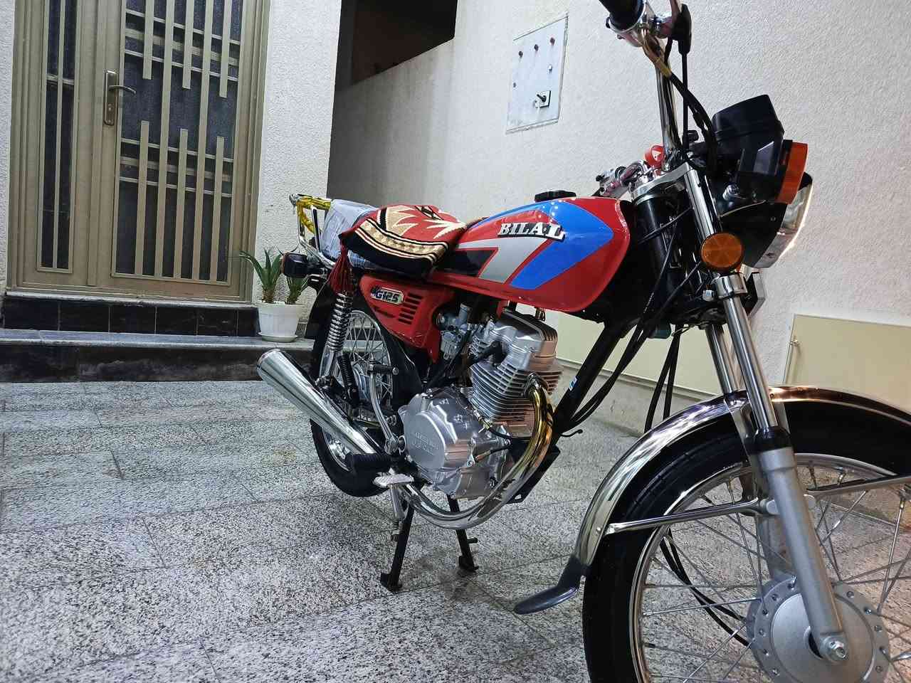 السلام عليكم 
للبيع دراجه ارشا موديل 26 زيرو بعده جديده  اوراق اسكنر وصل معرض موجود بسمي دراجه مكفولة كفالة عامه كل كهربائيات تشتغل اوراق اسكنر مكان كربلاء القادسيه  الاستفسار عن ارقم ***********
السعر 700🔒🔒
