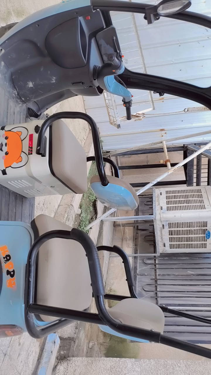 سلام عليكم ستوتا شحن للبيع او مراوس ويه ماطور شحن
5بطاريه 

تمشي مسافه 45كيلو

3راكب 

سرعه من30/45

شاحنه كامله

3سرع

بيها نضام ارR بك

هندبريك شغال 

صندوق خلفي جوه الكشن 

السعر 1500 

وبي مجال
عنوان موصل ايسر حي التأميم


**إذا كنت صاحب هذا الإعلان وتريد حذفه لأي سبب، رجاءا أرسل رسالة إلى الدعم الفني**