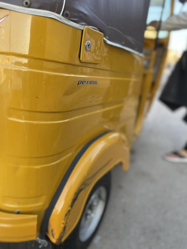 السلام عليكم  تكتك موديل 2020/شهر /11 رقم وسنويه كربلاء مشروع وطني تحويل ثاني يوم مكانها بغداد زعفرانيه 
الرقم ***********الاتصال
