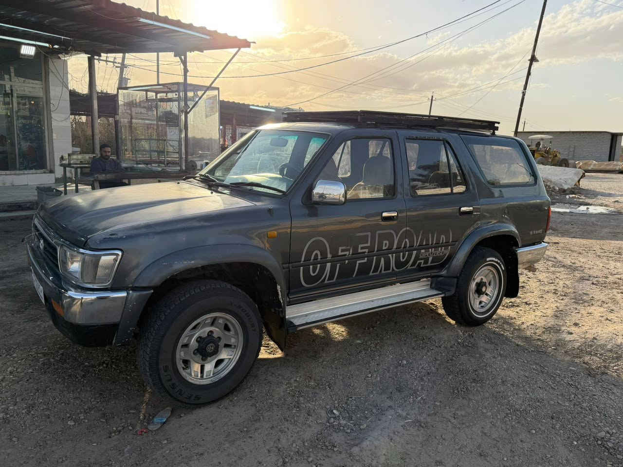 سلام عليكم سياره سورف ياباني محوره يمنه يسره رقم سياره بغداد بسمي تحويل ثاني يوم مكينه بطه6 كير او تماتيك *********** مكاني بغداد
