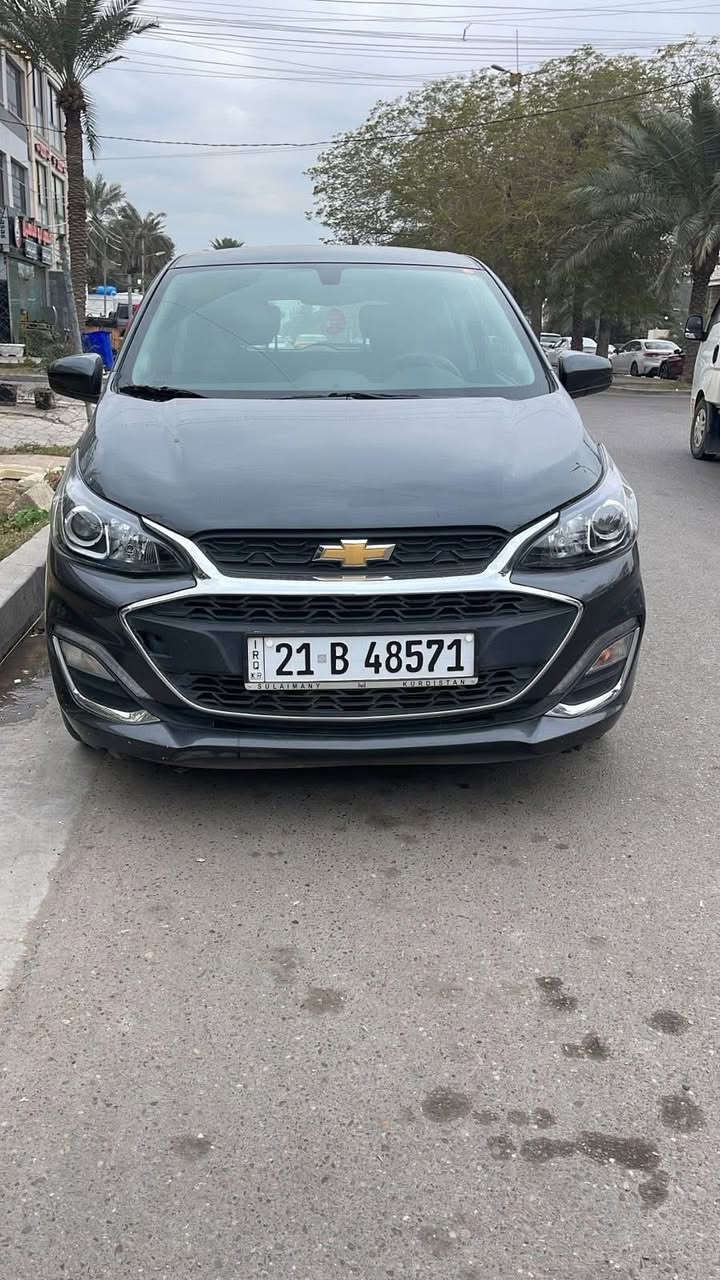 السلام عليكم سبارك موديل 2021 فئه LTماشيه 17الف  4سلندر محرك 1.4 حادثه جاملغ شويه بنيد سعر 100 بيها مجال شراء فقط اتصال مكانه السيديه ***********
