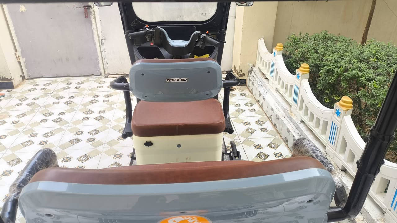 تكتك شحن للبيع السعر مليون  وربع وبيهه مجال التفاصيل اتصل على الرقم ***********
