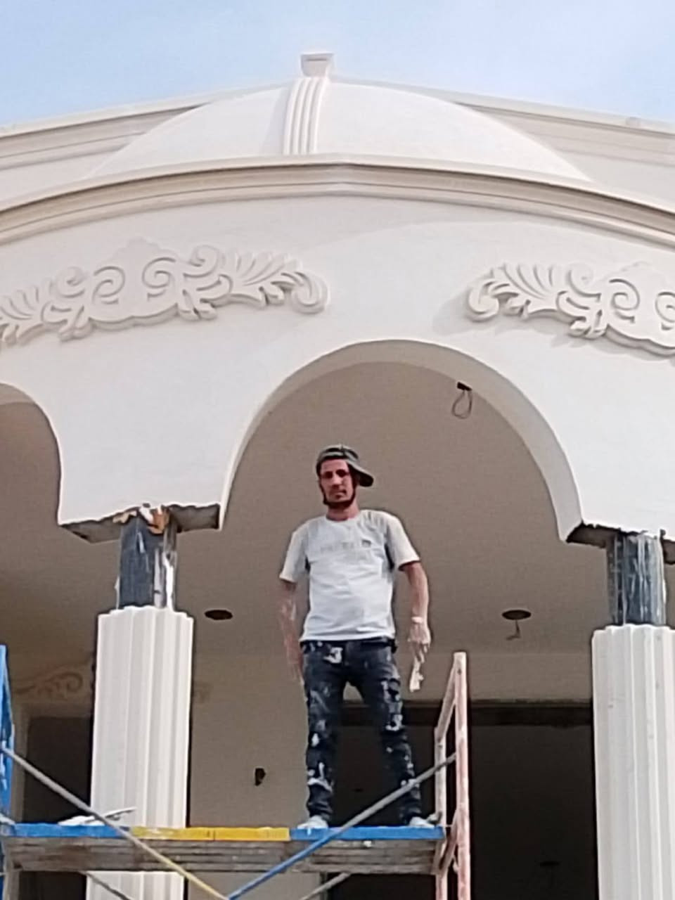 كادر لبخ وطلس وكبلونات درجه اولى مصري تسليم مهندس ***********
