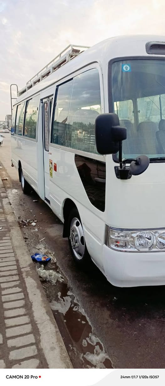 كوستر كلش نضيفه تخم تاير سياره بدون ضربه صبغ احزام كانت لحزام اخضر صبغته ابيض دواخلها نضيفه مكينه كير تبريد خير من الله مديل 2007 سياره مال جناي وتعبان عليها حيل تفاصيل اكثر اتصل على هاذا الرقم *********** سعر 205وبيها مجال وعل خير ياخذها
