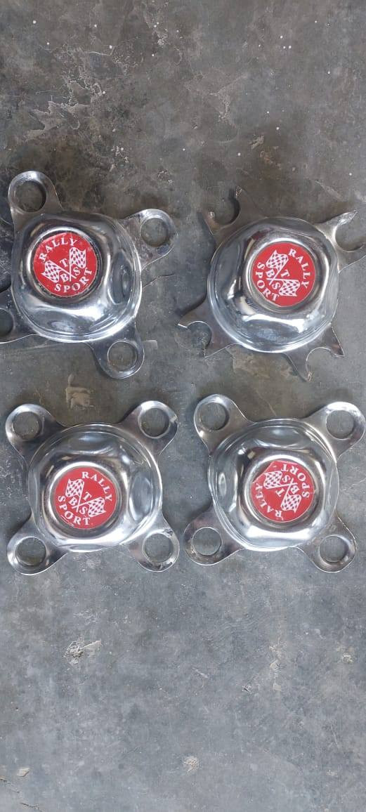 كبات يارس بلادي مع 3كبات اوبترا مع كيج اوبترا للبيع سعر شلع 30الف استفسار ***********بي واتساب
