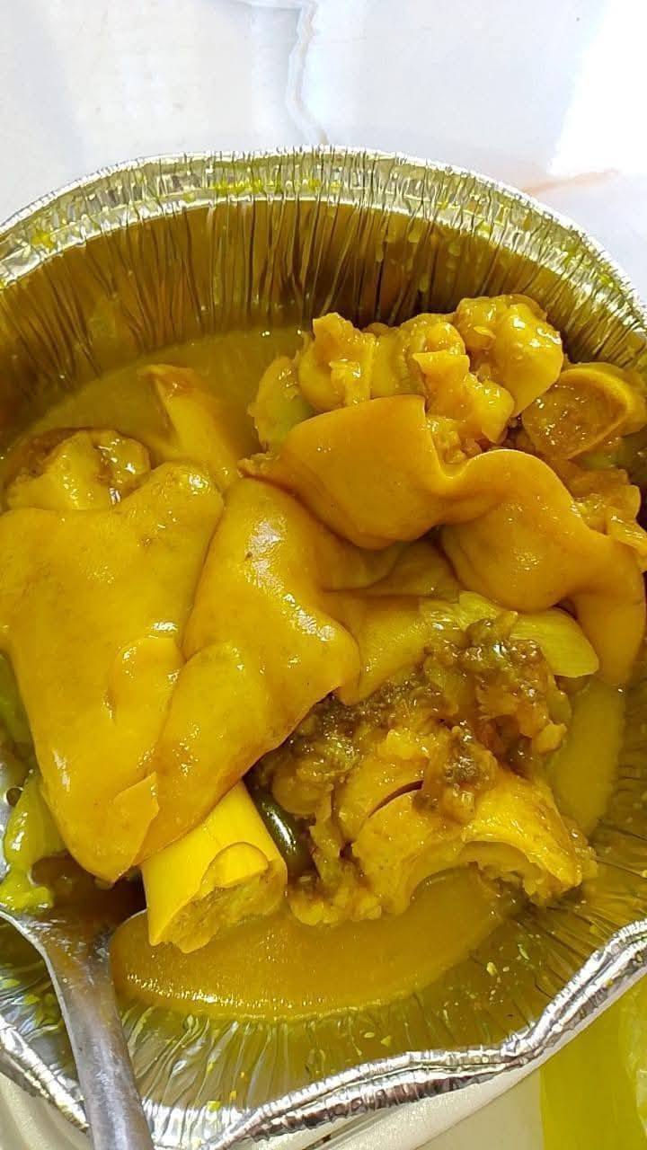 #تجهيز مطعم بركات الحسين 

#الحجز على الخاص او على الرقم ***********.

يتوفر خدمه توصيل داخل الشطره الف
