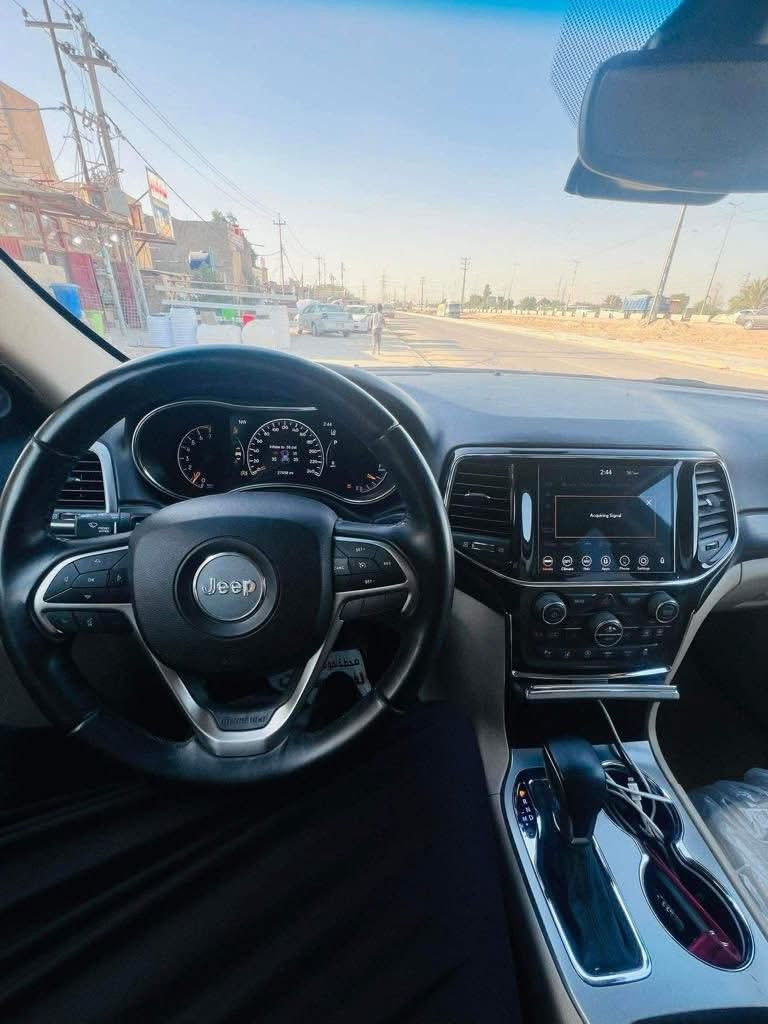 جيب لاريدو 2022 رقم بغداد  للبيع او مراوس بالشكل الجديد 
حادث جاملغ عكس السايق وحافه بنيد 
السيارة سنگل  

مواصفات 

رادار امامي تحديد مسار ومانع اصطدام
رادار جانبي
شاشه كبيره 
داخل بيجي مطعم بصاج اسود 
مقاعد جلد وكرسي السايق كهرباء  
گير مكينه كله مكفول برغي ممفتوح منها ولا مصلح بيها 
السيارة جديده 
مكان السياره حله  
سعرها 259 وبيها مجال 
اتصال او واتساب ***********
