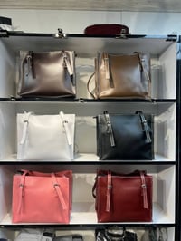 حقائب نسائية كوالتي عالي موديلات تجنن والأسعار مناسبه عروض اليوم تجنن ...