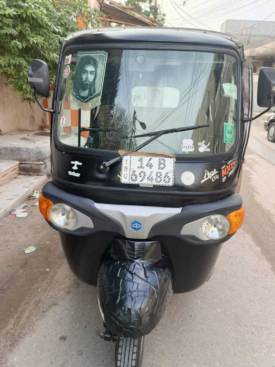 تك تك بياجو مديل2023رقم وسنوية وكفالة عامة من كلشي عنواني بصرة گرمة علي تلفوني ***********
