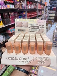 كونسيلر سحري • مقاوم للماء • خافي الهالات