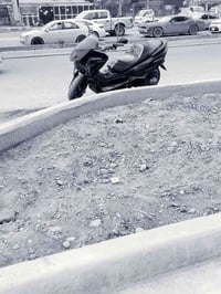 دراجه ماجسته للبيع اول شي .. كفرات يردالها   ثاني شي محركها حلو يخبل  ...