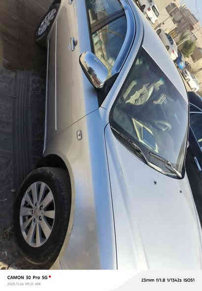 السلام عليكم مكلف بالنشر
سوناتا 2007
محرك 2000 
تبديل قطعه جاملغ الامامي
السياره نضيفه مال جناي
السعر 109
***********
